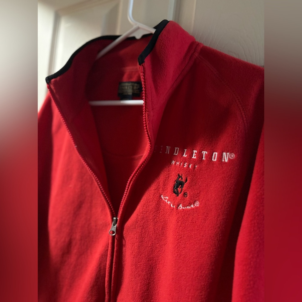 Red Pendleton Fleece - Picture 2 of 3